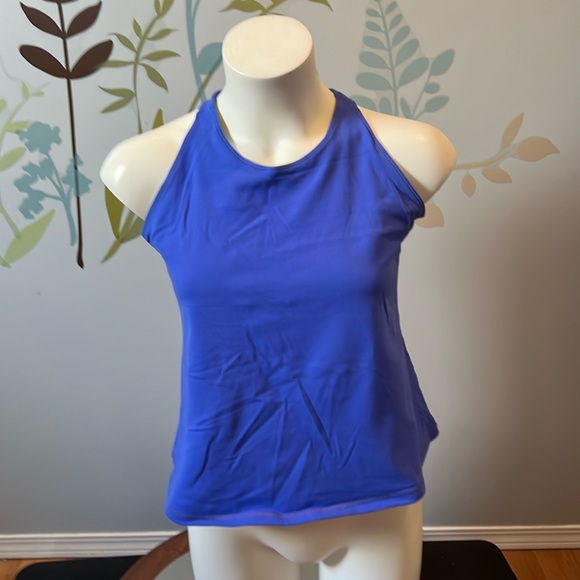 Lululemon Tank size 12? - Picture 1 of 4
